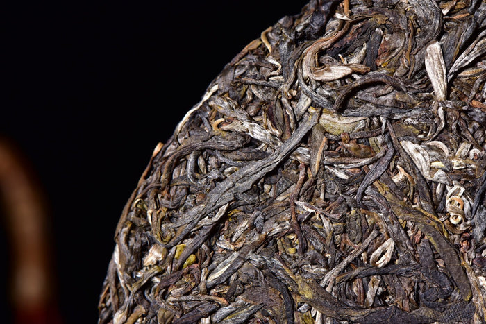 2017 Yunnan Sourcing "Han Gu Di" Old Arbor Raw Pu-erh Tea Cake