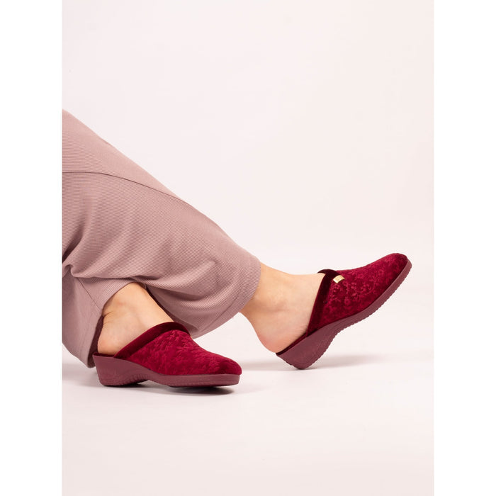 Amaretto Burgundy Mule Slipper