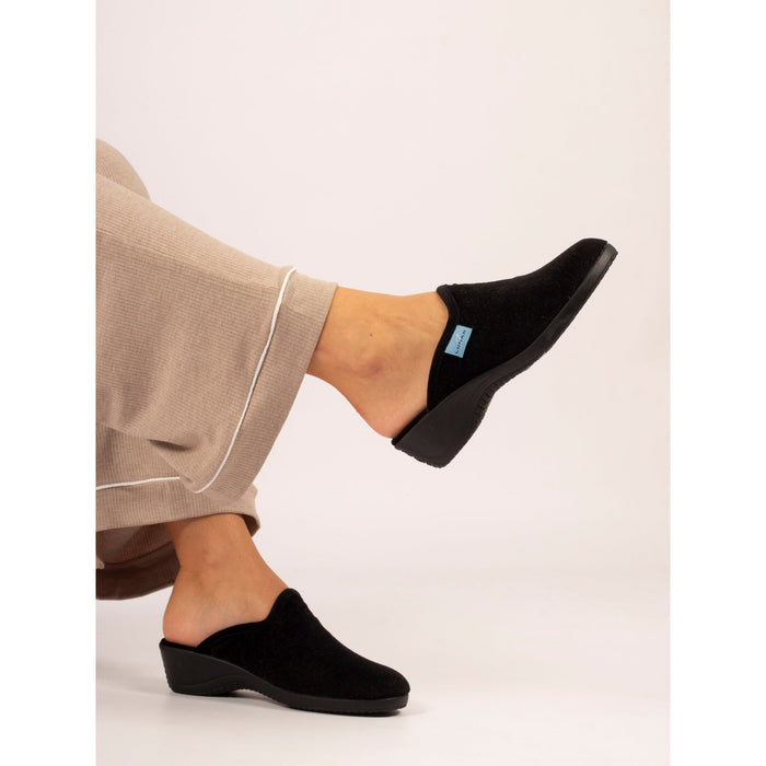 Audrey Black Mule Slipper