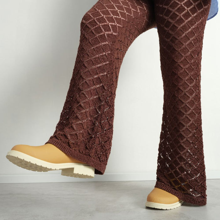 Billie Clog // Buttermilk