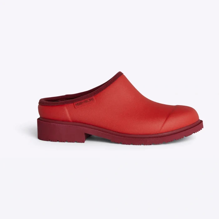 Billie Clog // Chilli Red [Retired]