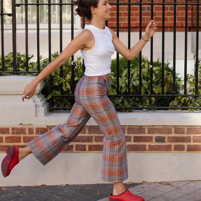 Billie Clog // Chilli Red [Retired]