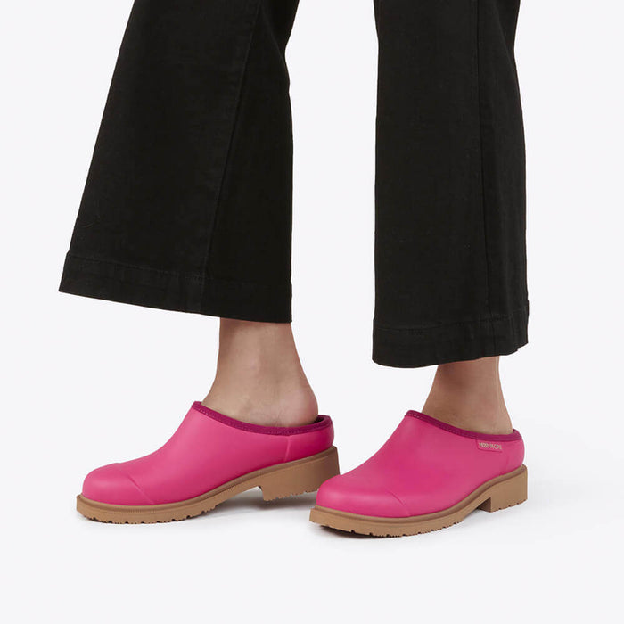 Billie Clog // Fuchsia Pink [Retired]