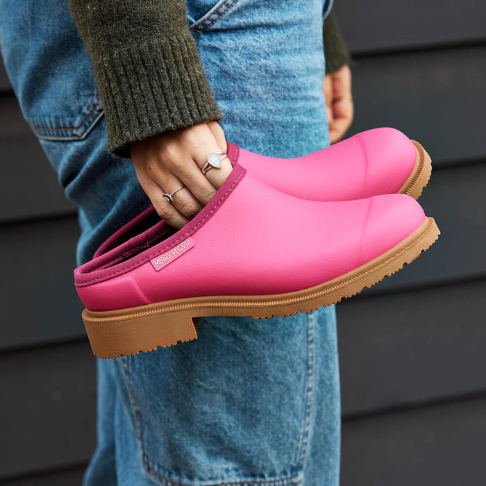 Billie Clog // Fuchsia Pink [Retired]