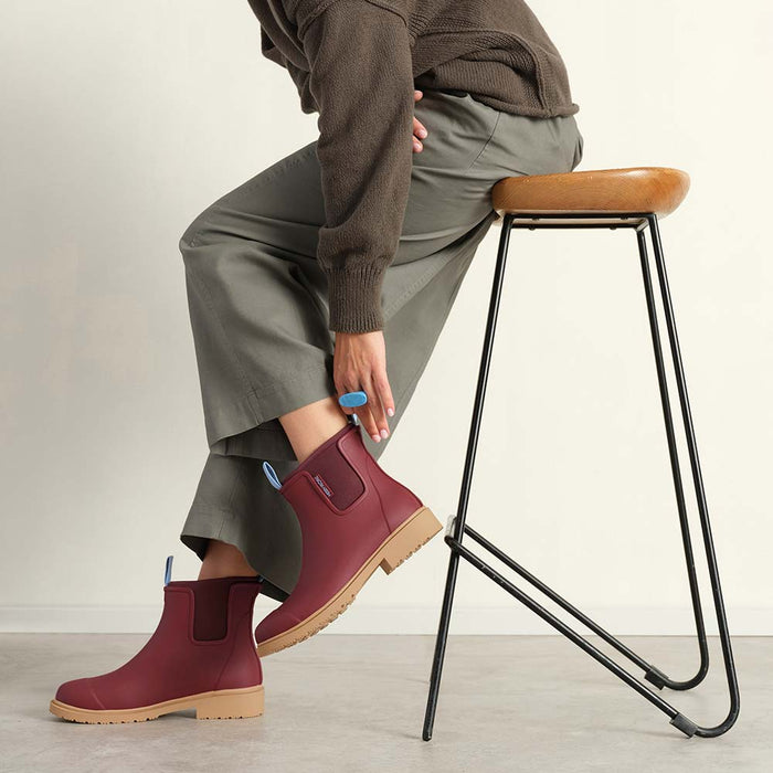 Bobbi Ankle Boot // Brick Red