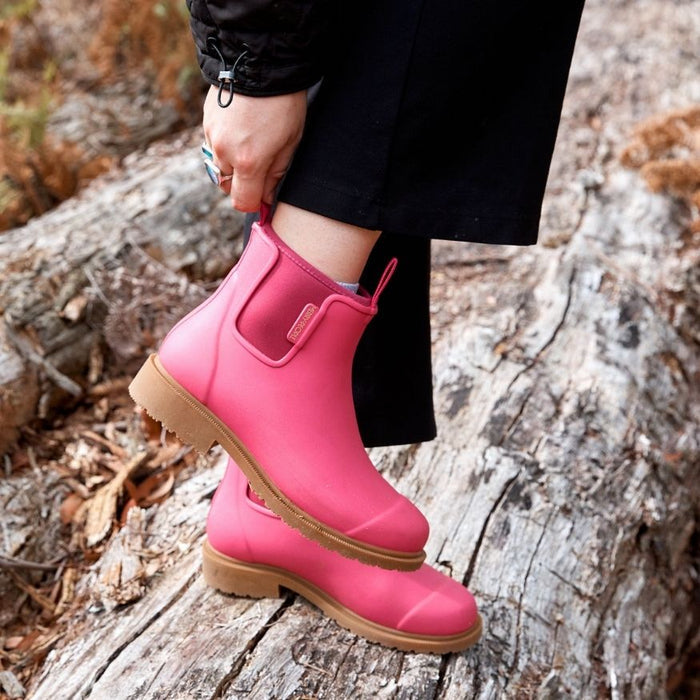 Bobbi Ankle Boot // Fuchsia Pink