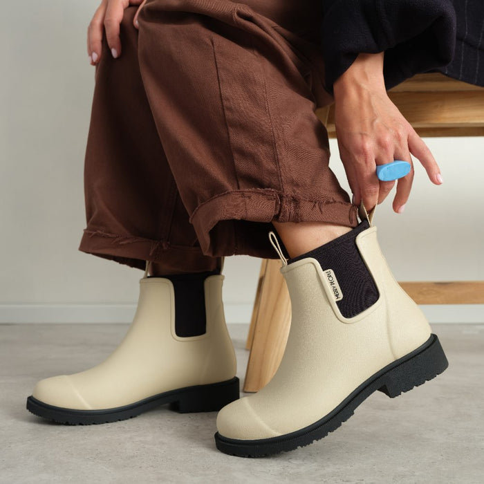 Bobbi Ankle Boot // Sand
