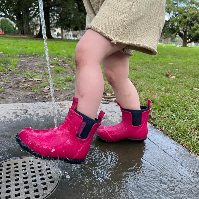 Bobbi Kids Gumboot // Magenta & Navy [Retired]