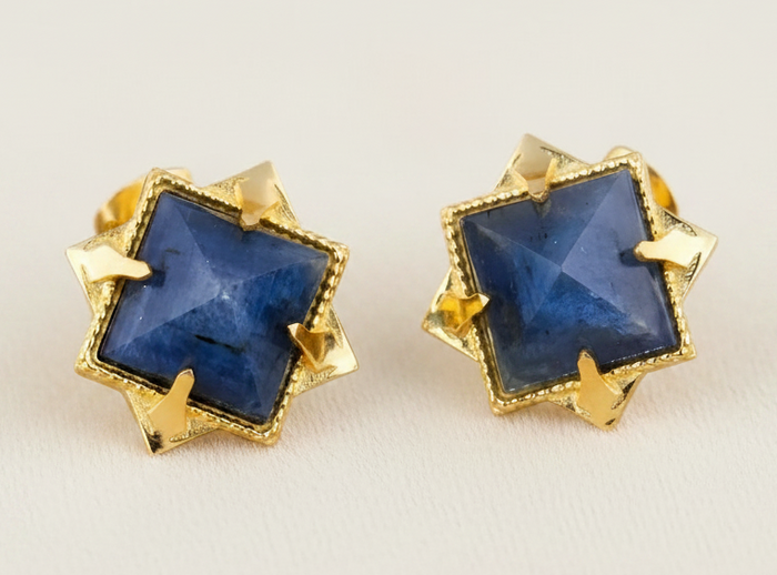 Capri Blue Kyanite Pyramid Stud Earrings – 24k Gold Vermeil