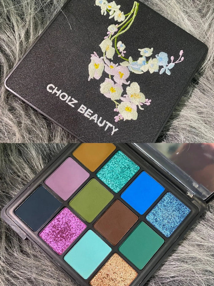 CHOIZ BEAUTY Plant Series Phalaenopsis 12-Color Eyeshadow Palette detail