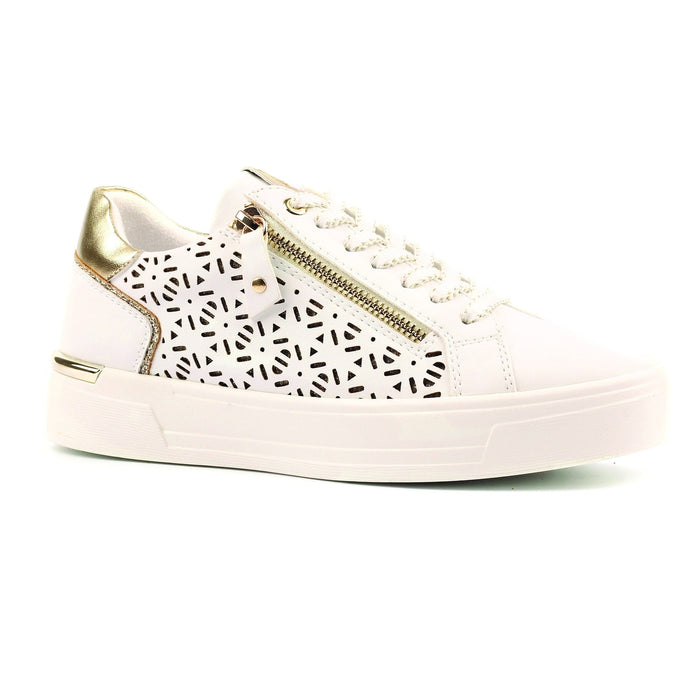Ciara White Trainer