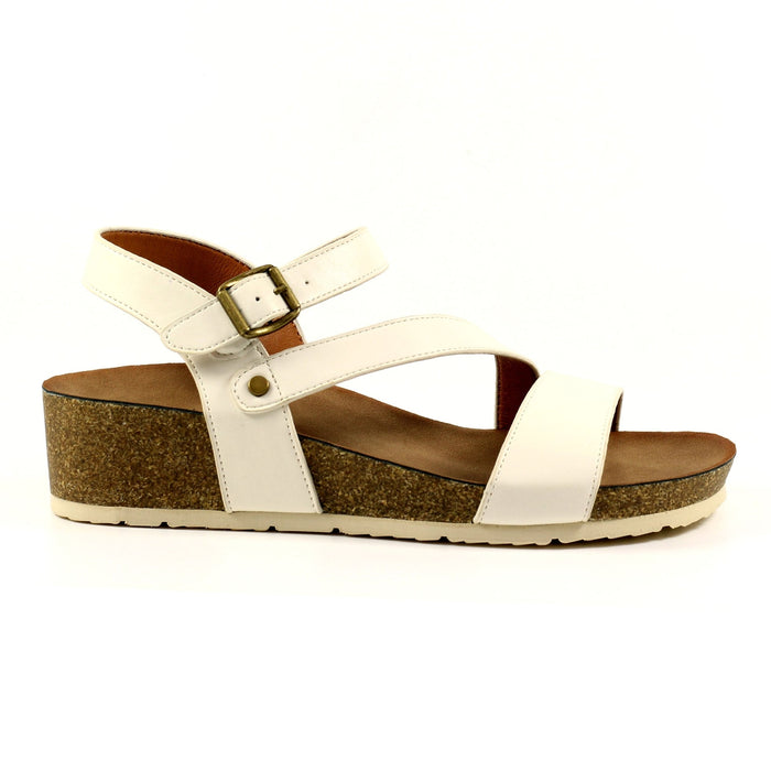 Cluster White Sandal