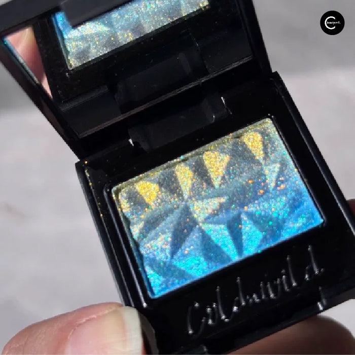 Cold N Wild Chameleon Shifting Eyeshadow
