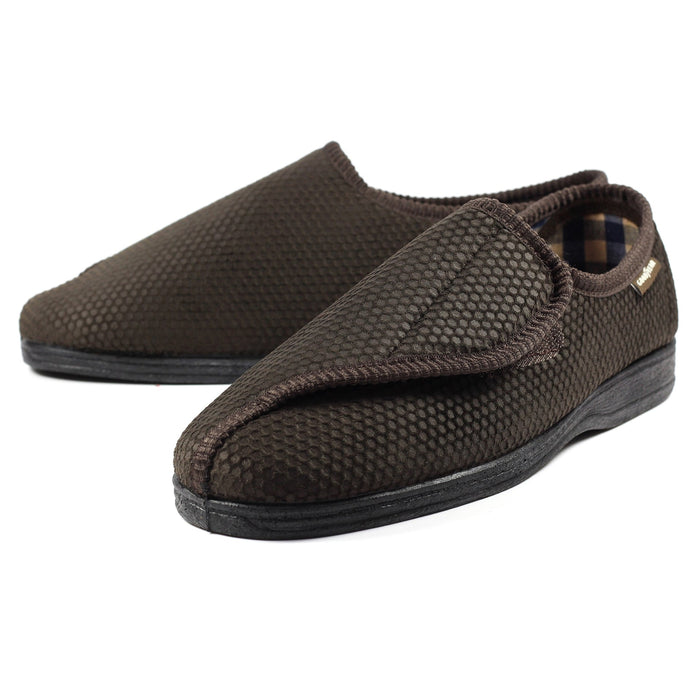 Columbus II Brown One Touch Slipper