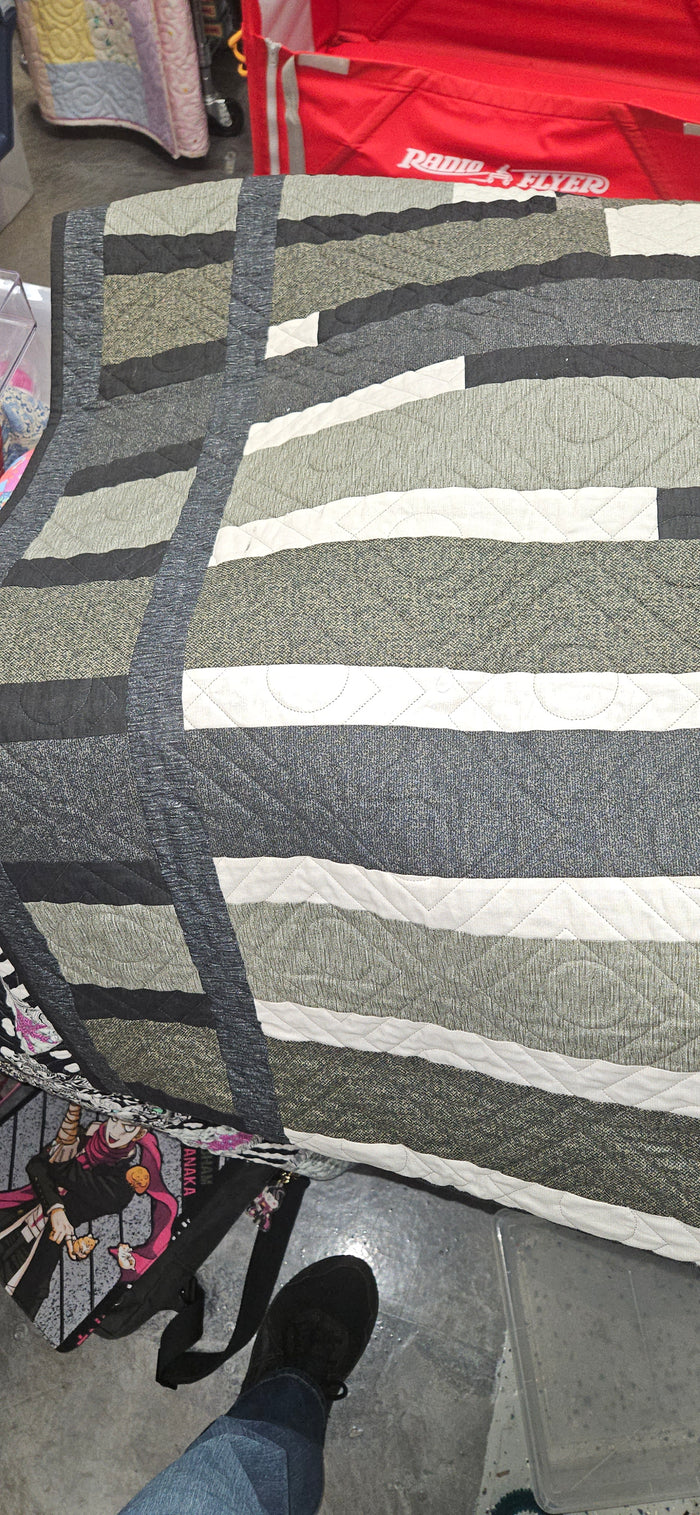 Crossed Feathers Quilt Kit - TextureGraphix  by Jason Yenter