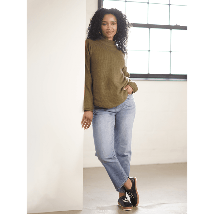 Evie Black Leather Plimsoll