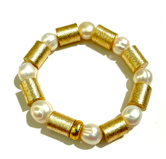 Freshwater Baroque Pearl & Brushed Gold Vermeil Bracelet