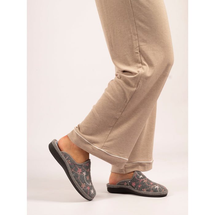 Genesis Grey Slipper