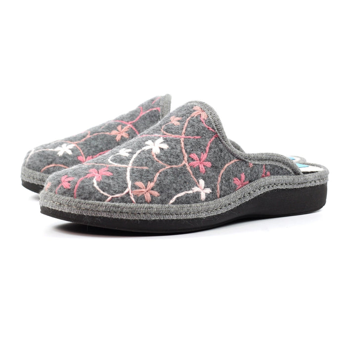 Genesis Grey Slipper