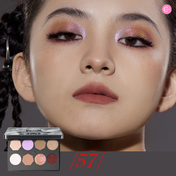 Girlcult Miao Witchcraft Series 8-Color Eyeshadow Palette detail