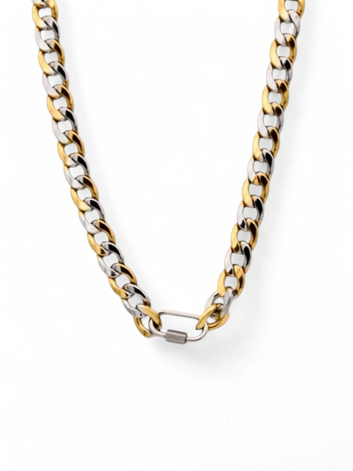 GREAT ESCAPE Carabiner Necklace