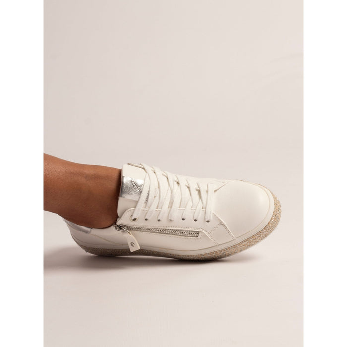 Hallie White Trainer