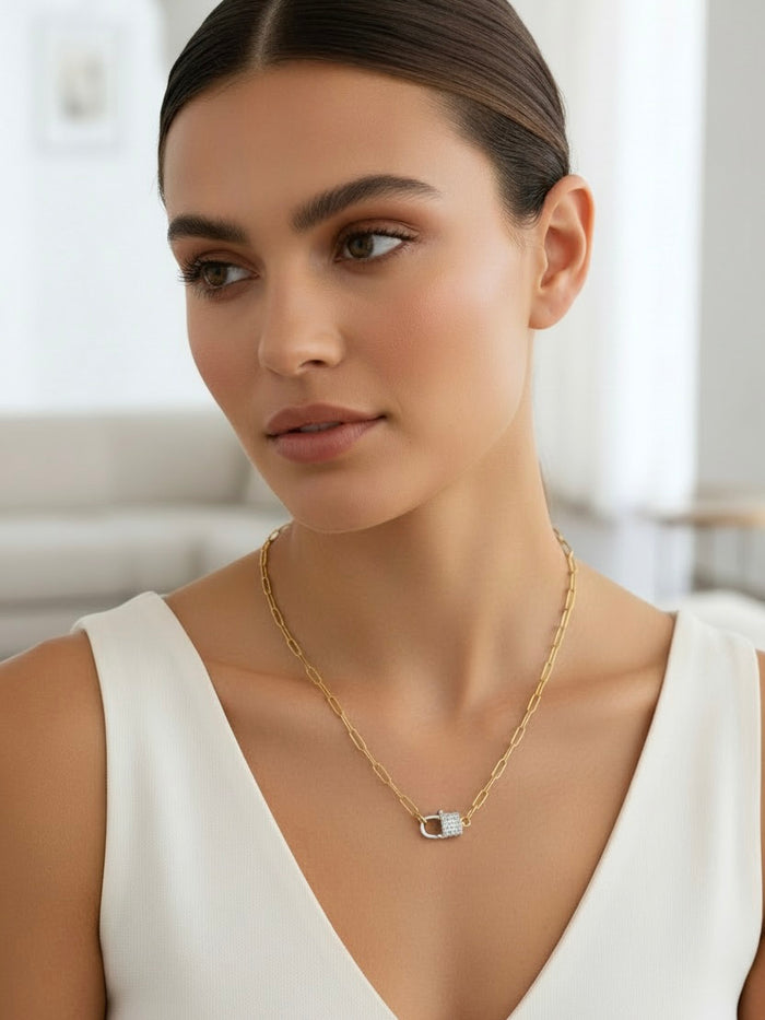 HOOK UP Necklace