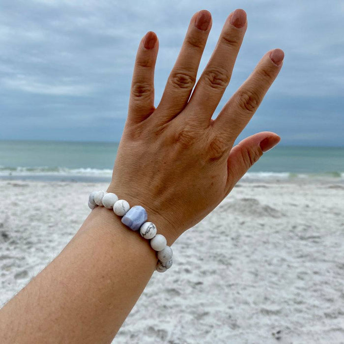 Howlite Crystal Bracelet | Blue Lace Agate Center Stone