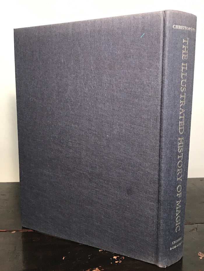 ILLUSTRATED HISTORY OF MAGIC by M. CHRISTOPHER, 1st/1st 1973 HC/DJ, ILLUSTRATED