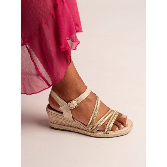 Izzy Gold Wedge Sandal