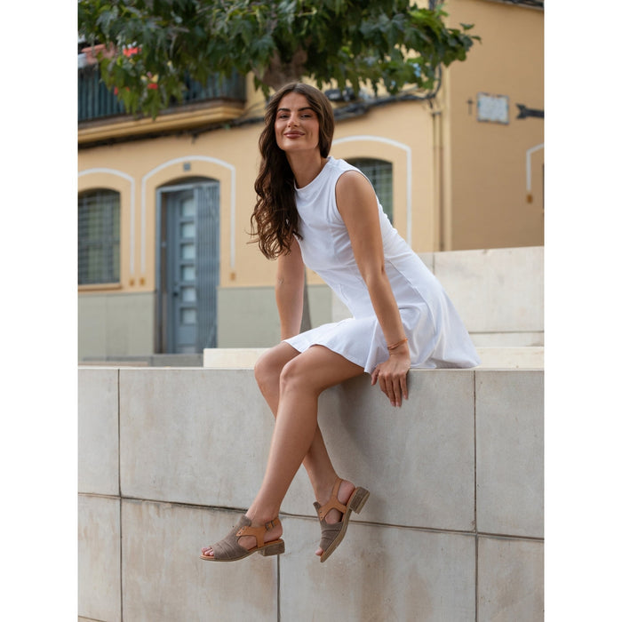 Jayleen Taupe Leather Sandal