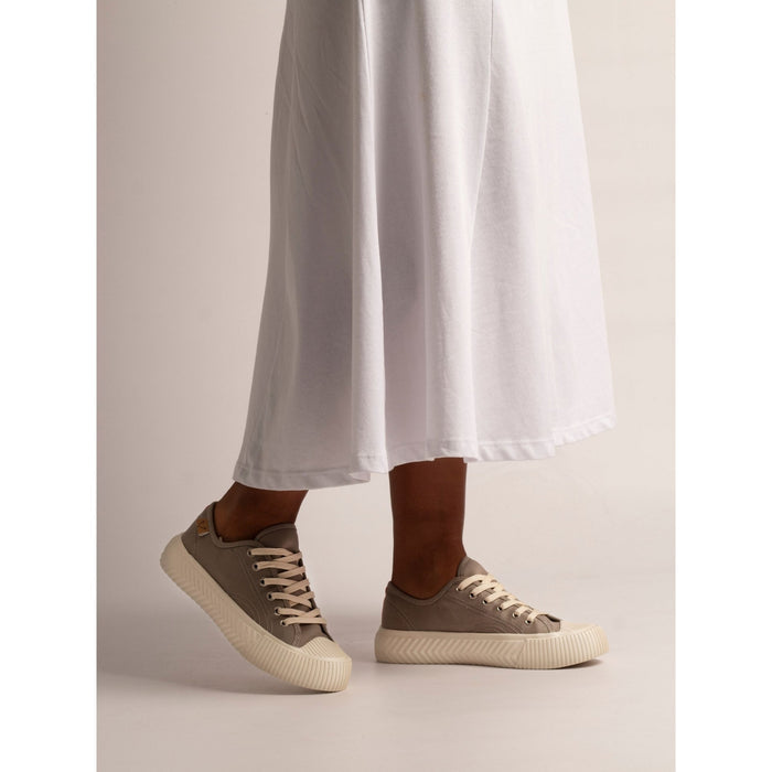 Jayne III Grey Trainer
