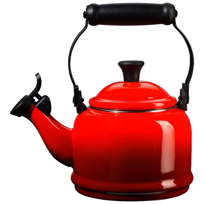 Le Creuset Demi Kettle & 2 Stoneware Mug Set - Discover Gourmet