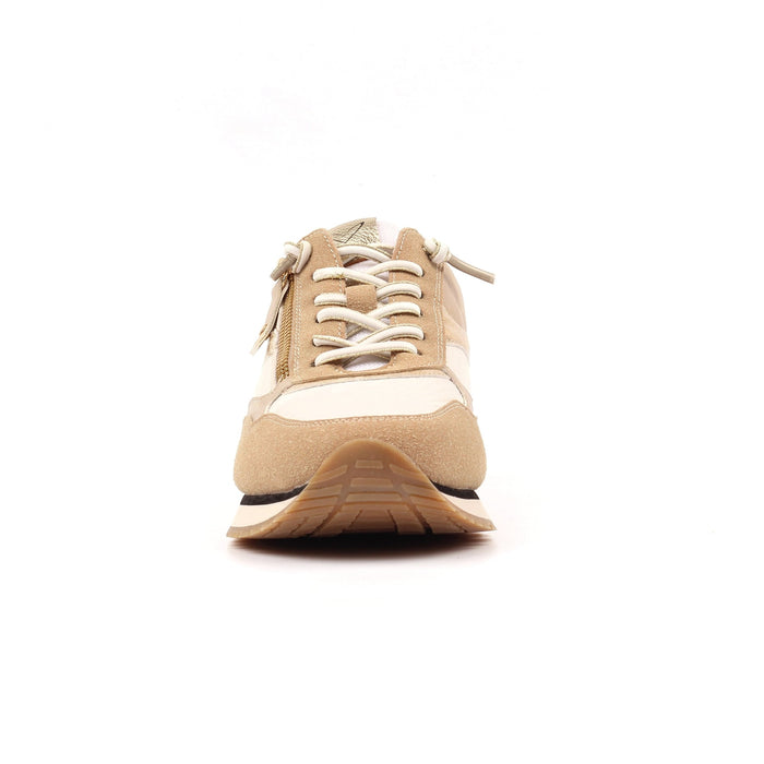 Lindy Beige Trainer