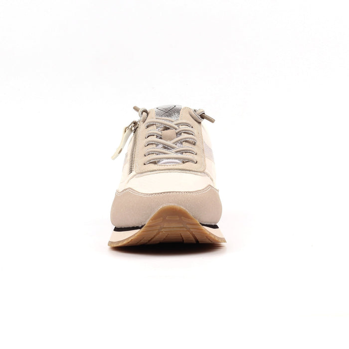 Lindy Grey Trainer