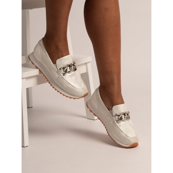 Lulu Silver Shoe