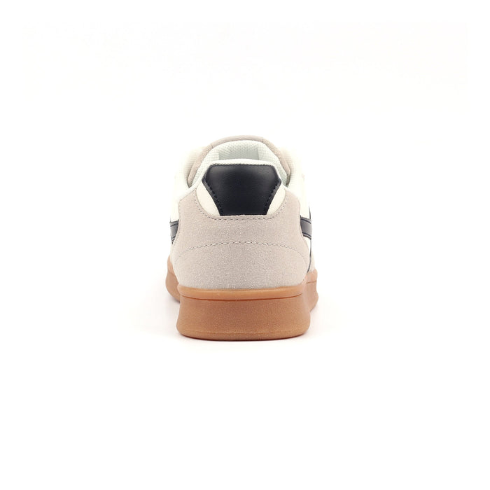 Melody White Trainer