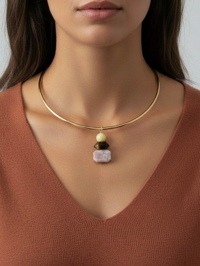 MIGHTY GEMSTONES Wire Necklace
