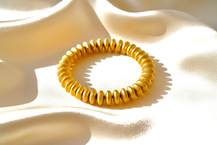 Montecito Brushed Gold Vermeil Disc Bracelet – Sculptural Luxury Stretch Bracelet