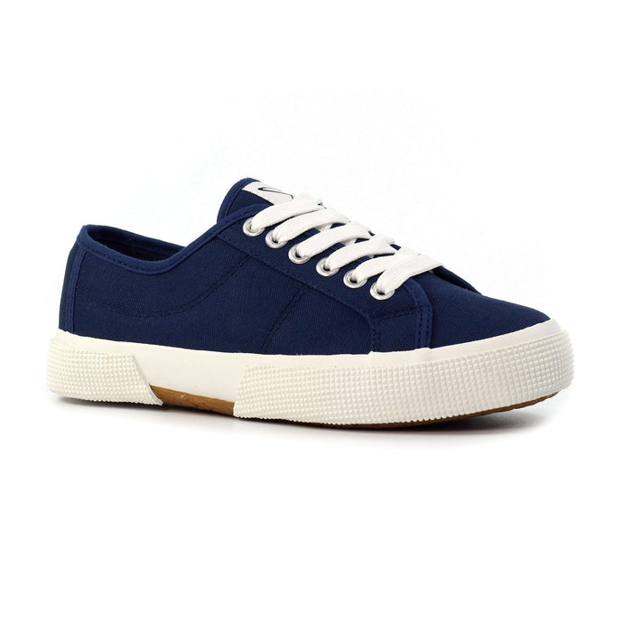 Naomi Navy Trainer