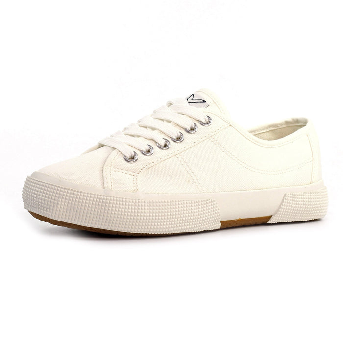Naomi White Trainer