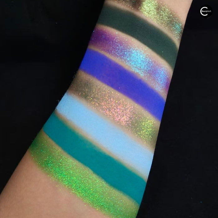 Narimi "Back to the 90s" Eyeshadow Palette - #15 Misty Silver Lake detail