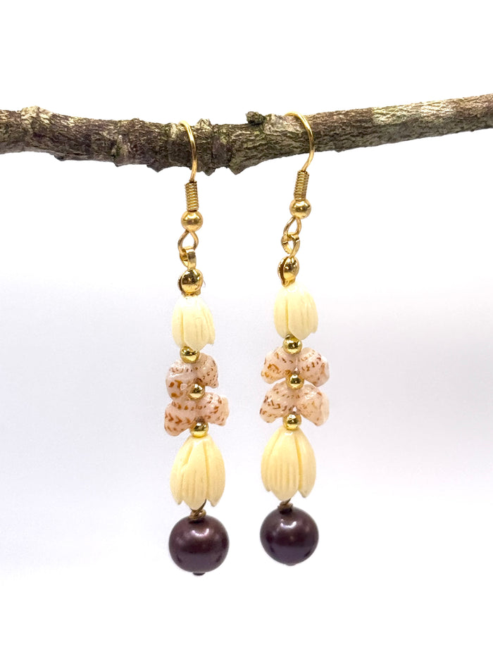 NIIHAU + BLACK PEARL DANGLE EARRINGS