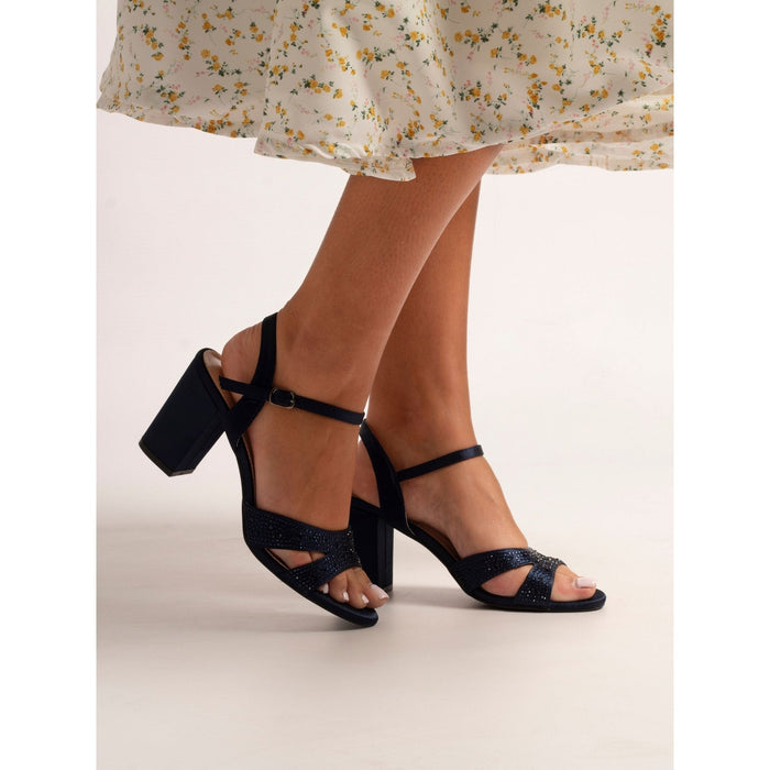 Nina Navy Shoe