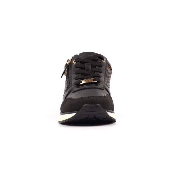 Noble Black Trainer