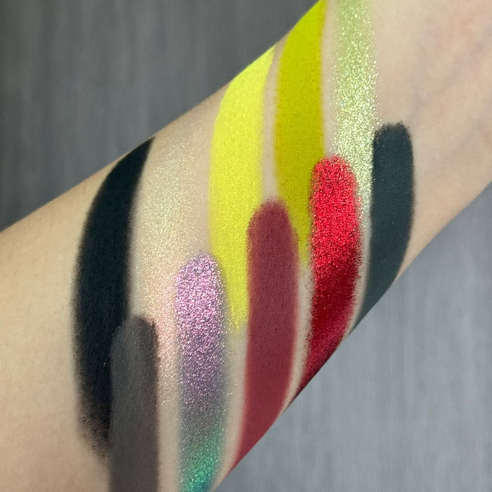 NOIRICORN x @ghoul.in.japan BLIGHTMOON eyeshadow palette campaign image