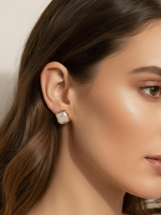 OCEANS APART Studs