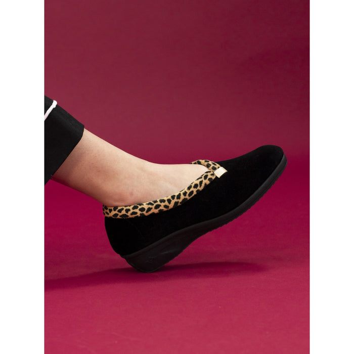 Paloma Black Leopard Trim Slipper
