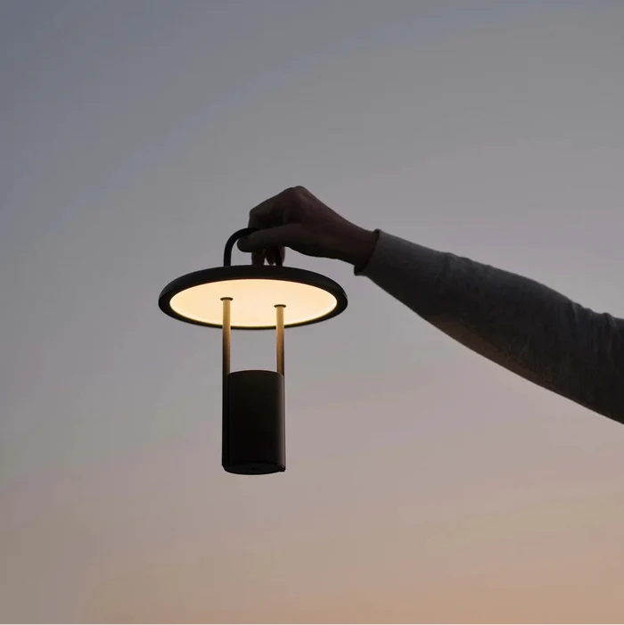 Pier Portable Lamp - Small, Black