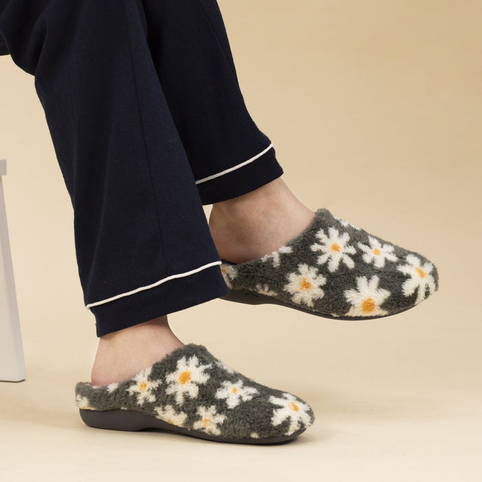 Plumeria Grey Slipper